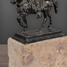 画像をギャラリービューアに読み込む, ルネサンス騎士のオブジェ|Florentine Horseman on its Stele