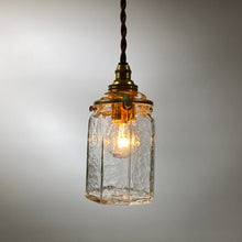 画像をギャラリービューアに読み込む, 安土草多|ペンダントライト 八角筒瓶 L6 – 細身のフォルムに宿る柔らかな光