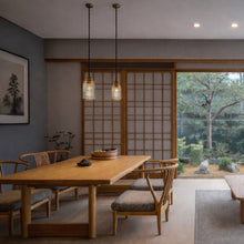 画像をギャラリービューアに読み込む, 安土草多｜ペンダントライト 八角筒瓶 L6 – 細身のフォルムに宿る柔らかな光
