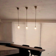 画像をギャラリービューアに読み込む, 安土草多 吹きガラス ペンダントライト 〈長丸 泡〉 L3LA
