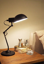 画像をギャラリービューアに読み込む, Ferreo desk lamp
